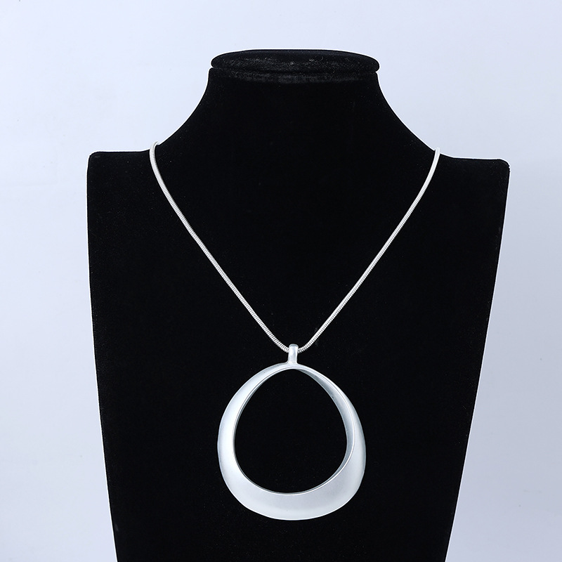 跨境亚马逊热销爆款欧美几何形吊坠长款ins高级项链时尚女毛衣链详情18