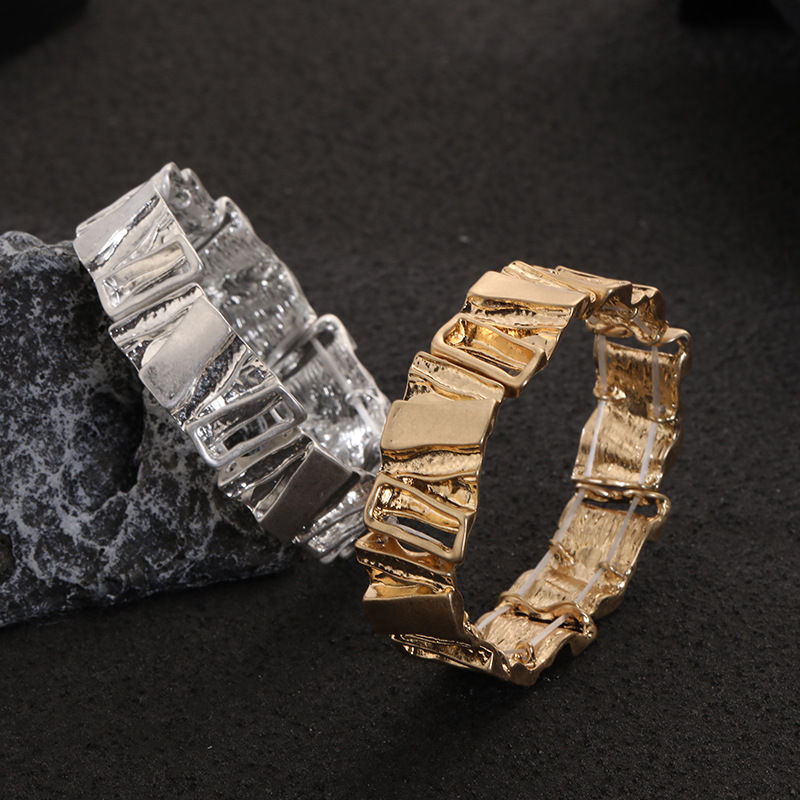 跨境专供爆款欧美夸张小众合金时尚精致活口弹力绳男女通用手链详情10