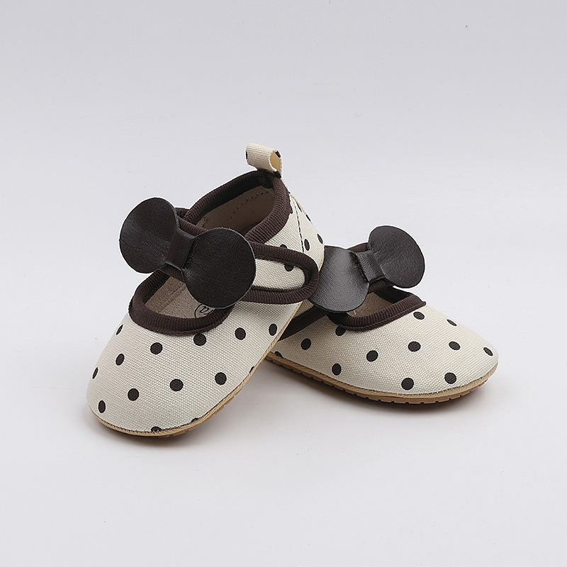 春季新款一岁女宝宝公主鞋软底6-12月婴儿透气舒适婴幼儿学步鞋详情8