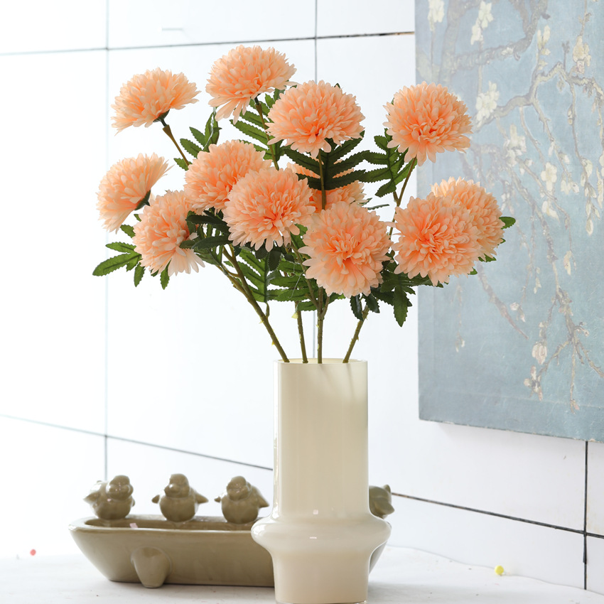 Factory direct sales of 3 round chrysanthemum artificial flowers, silk flowers, chrysanthemum home decoration scene arrangement, ball chrysanthemum artificial flower gift box, bright and realistic, with outstanding temperament pic 7