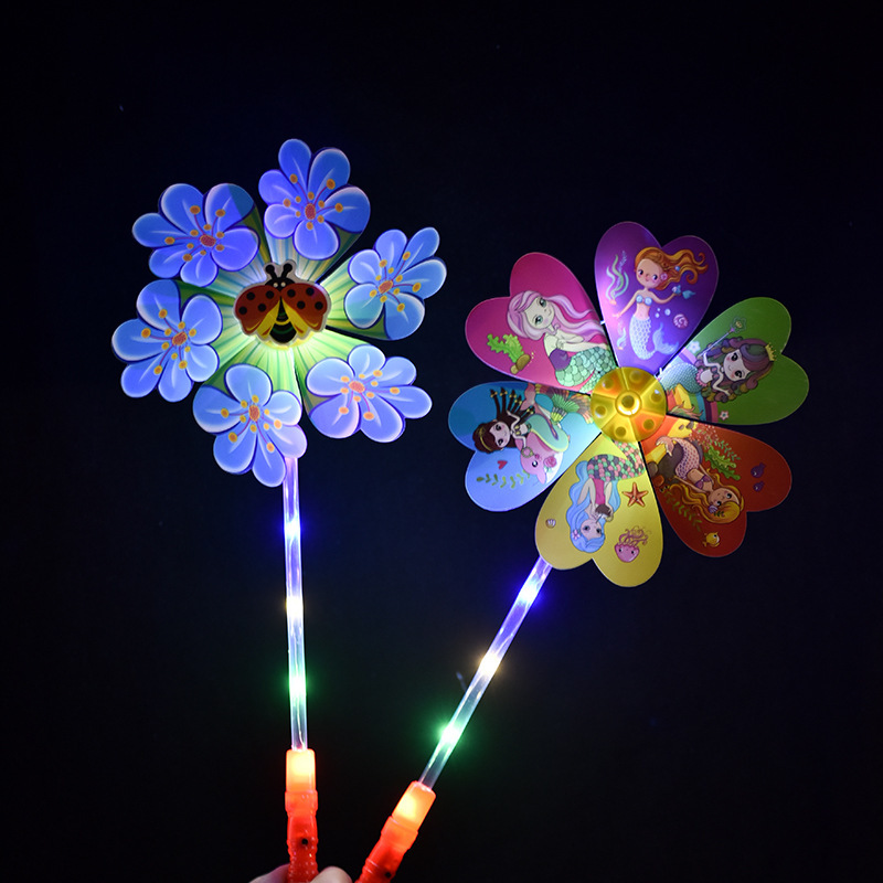 新款七彩LED灯发光玩具风车卡通儿童公园夜市摆摊爆款货源批发详情3