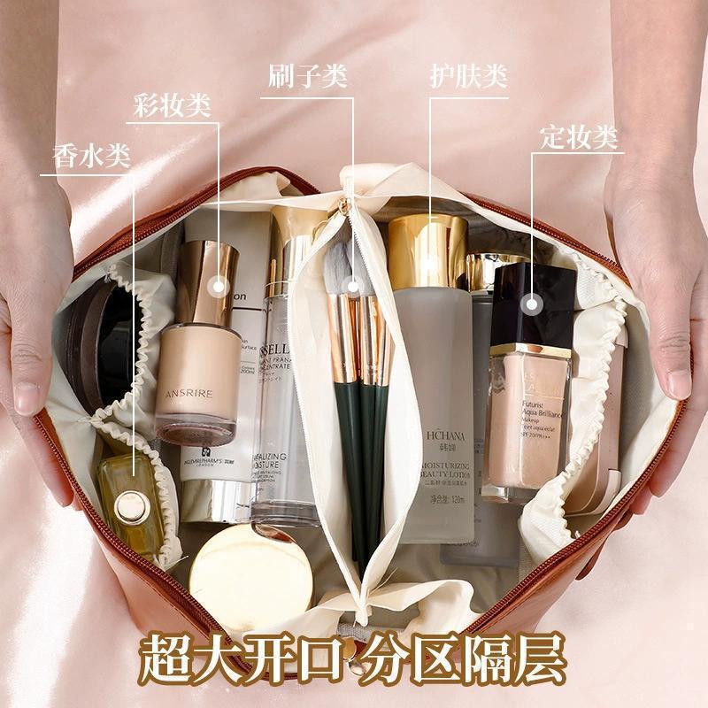 The 2023 new portable toiletry and storage bag for women, a large-capacity travel multi-functional princess makeup brush bag pic 3
