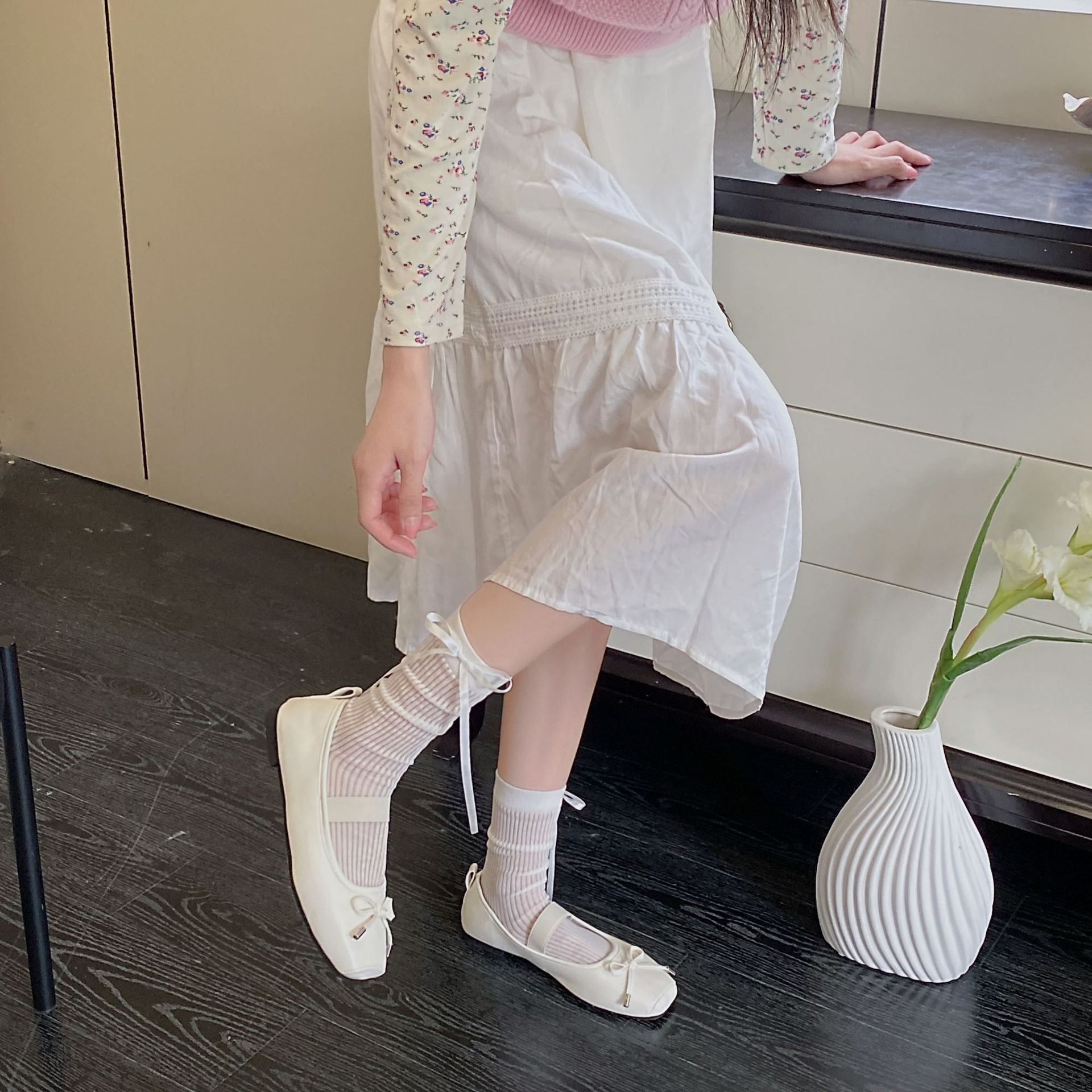 丝带蝴蝶结袜子女芭蕾风甜美少女中筒袜夏季薄款竖条jk堆堆袜飘带详情7