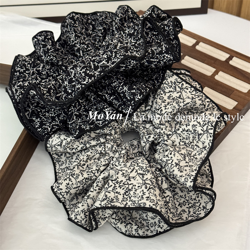 Retro and artistic small floral lace fringed large intestine hair band, high-end and elegant, unique and versatile hair rope, new hairstyle pic 12