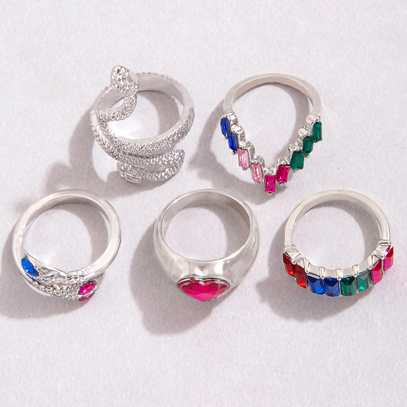 欧美流行饰品戒指手饰 蛇形爱心仿绿宝石镶钻ins风五件套戒指女详情36