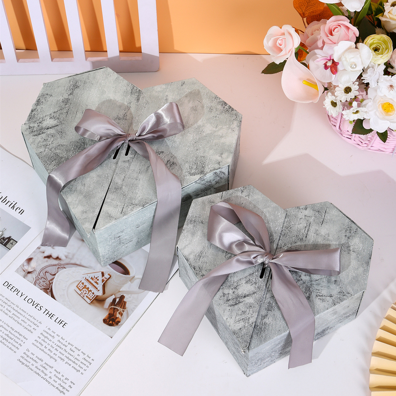 Creativo doble puerta amor caja de regalo caja de embalaje de flores tanabata san valentín caja de regalo en stock pic 11