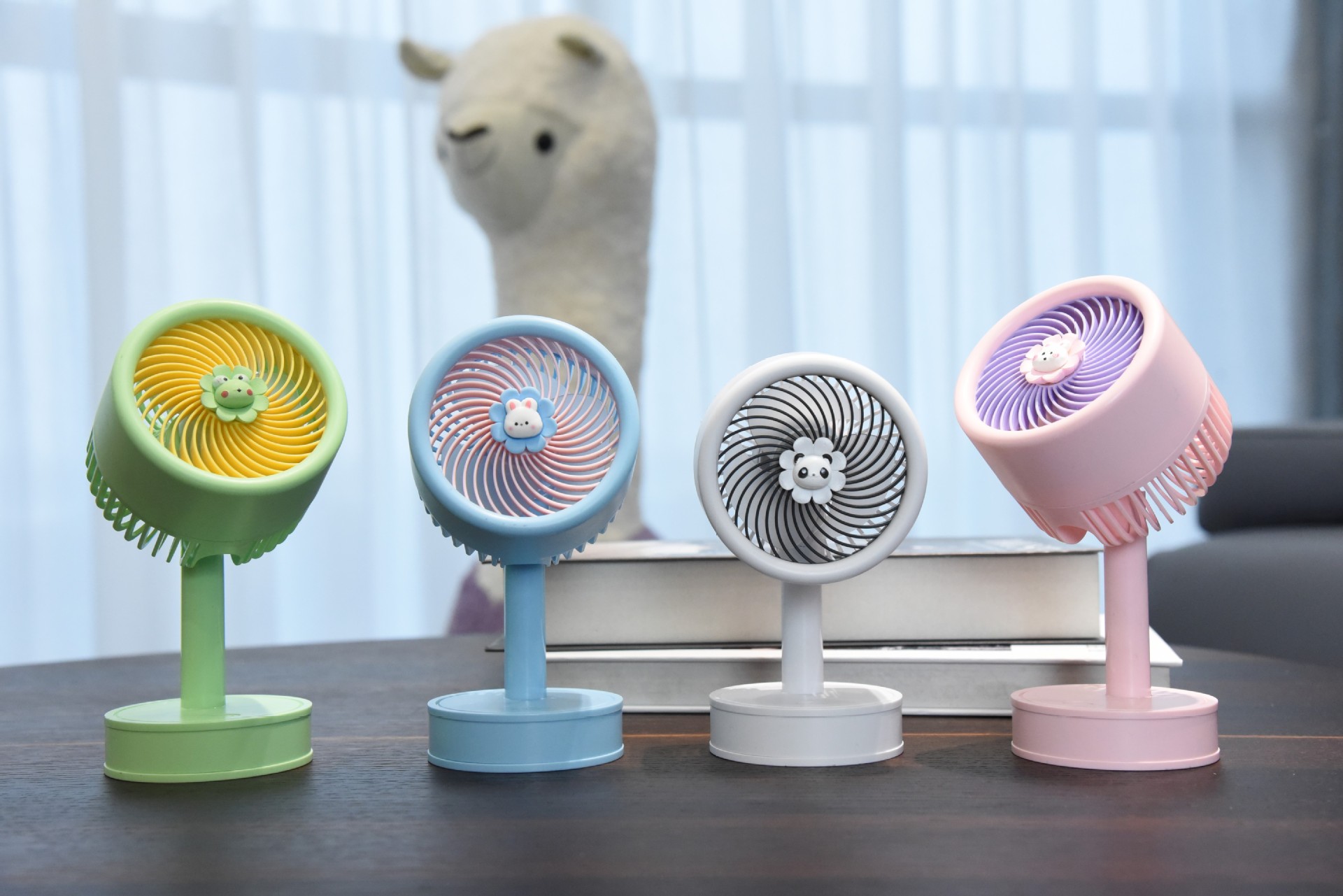 2024新款雅色充电迷你台式风扇批发熊猫家用办公室宿舍礼品印logo详情3