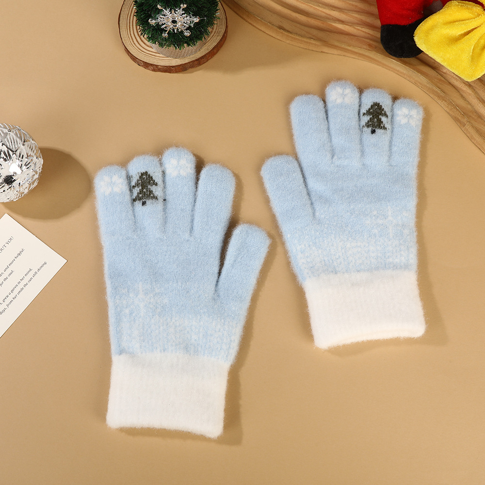 Cross-border snowflake Christmas gloves are warm and cute for women in autumn and winter. The five-finger touch screen keeps your hands warm while cycling in winter pic 4