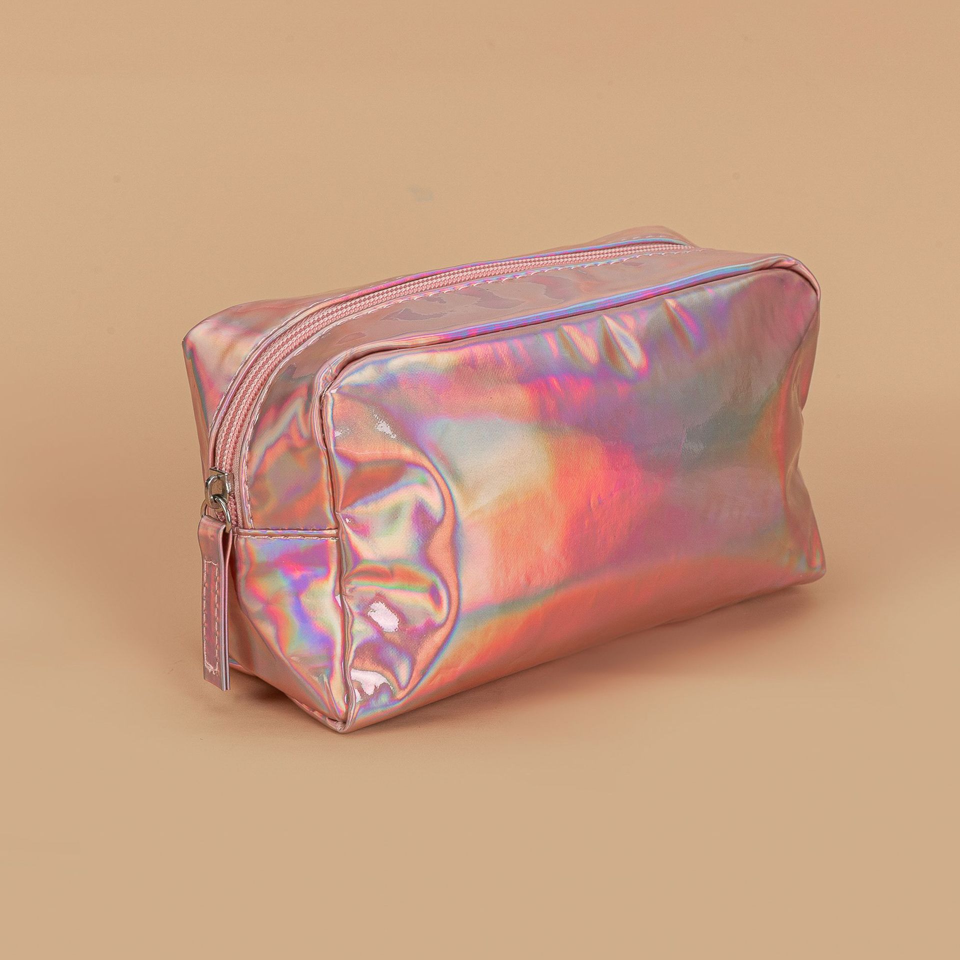 现货时尚幻彩镭射PU化妆包随身便携防水皮革旅行彩妆收纳洗漱包详情9