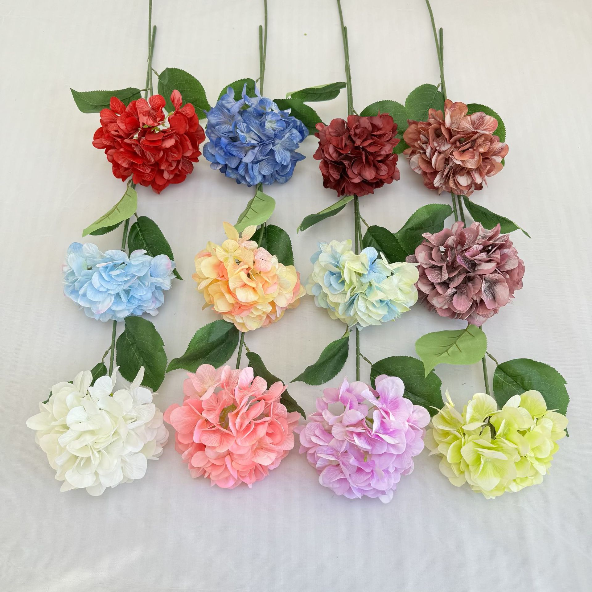 大单只丝印布绣球婚庆仿真花艺家居装饰假花绣球花仿真花束批发详情6