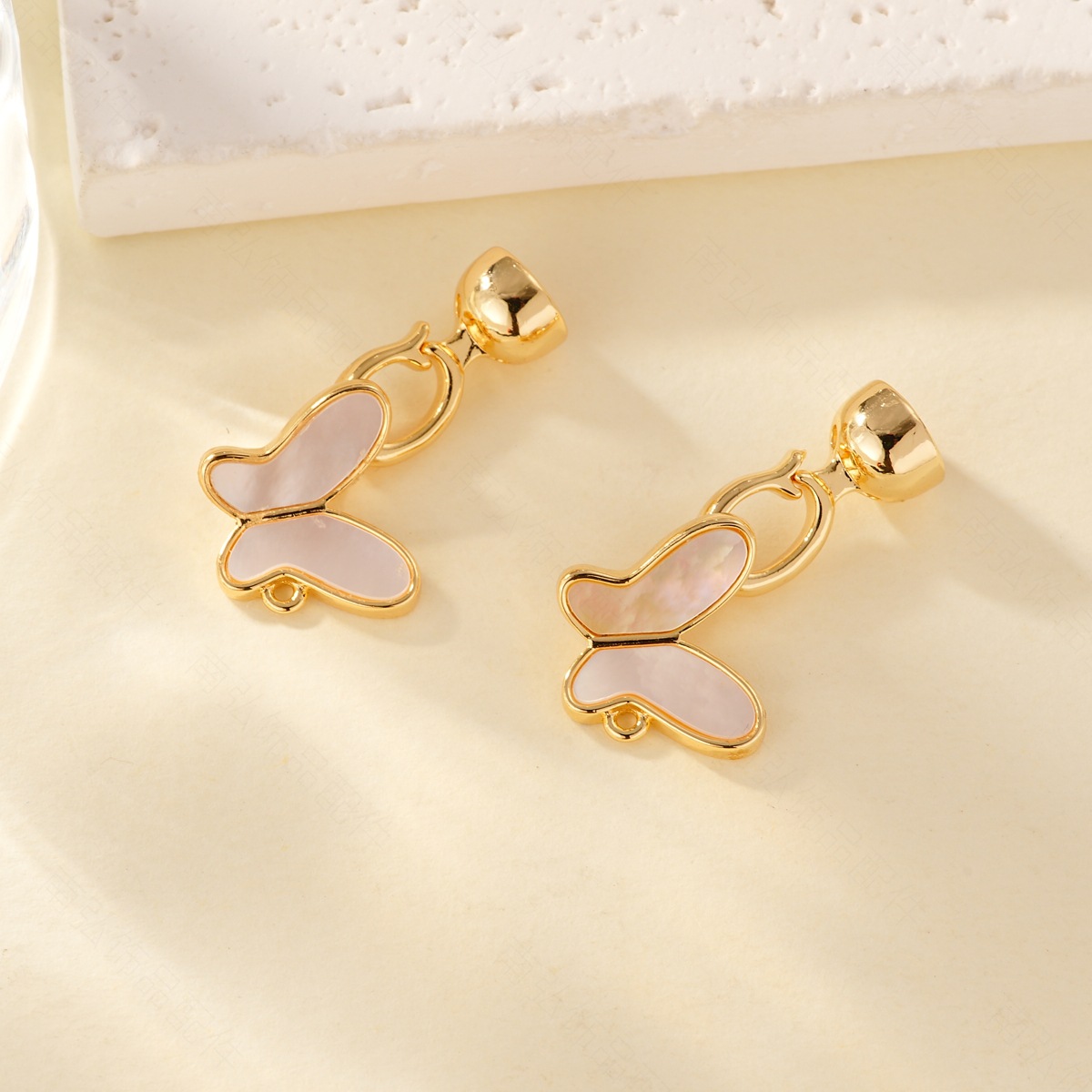 White shell butterfly necklace clasp, copper-plated with real gold, high color retention and high-end feel, DIY jewelry necklace clasp pic 8