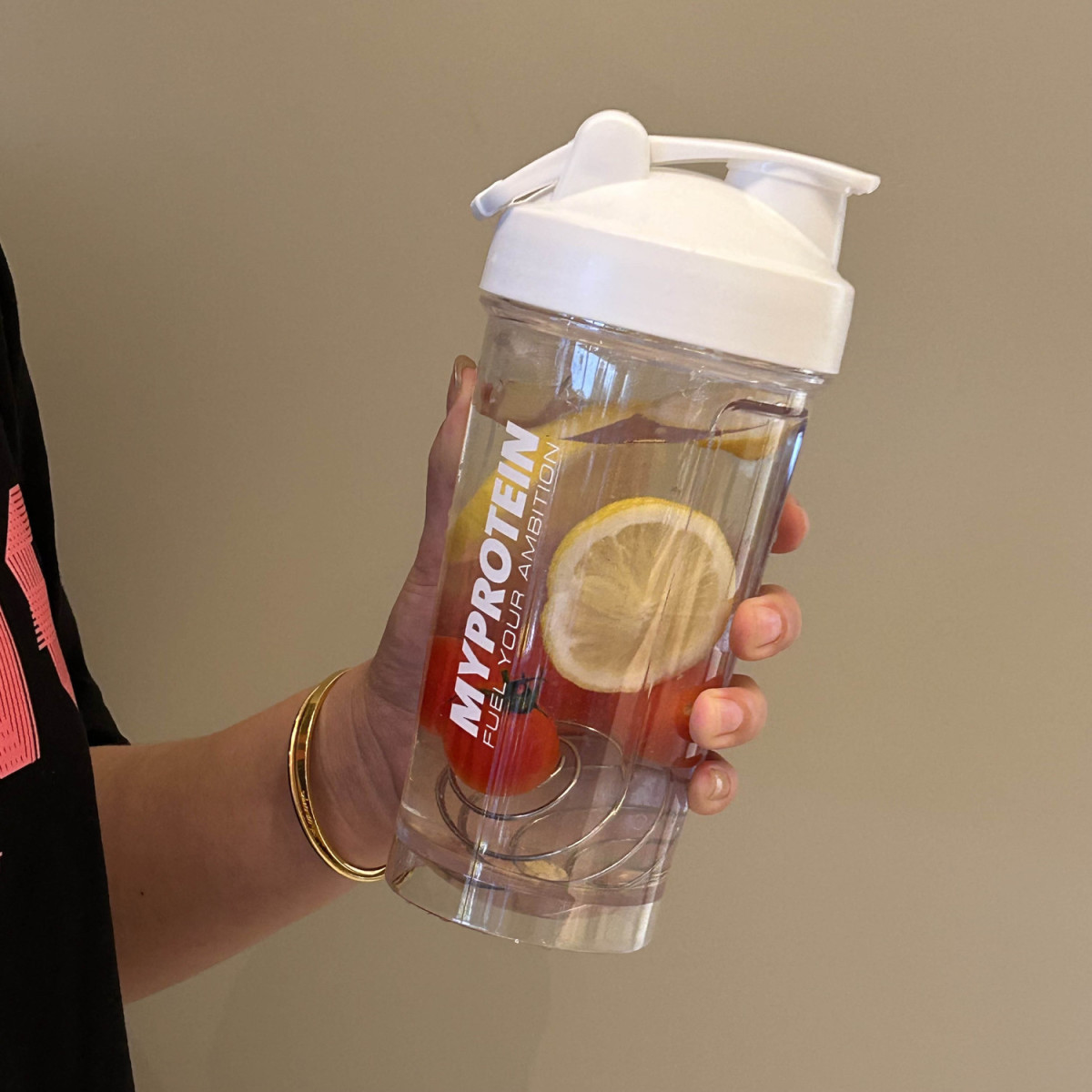 Shake Cup Sports and fitness protein powder milkshake cup with scale, large capacity, high-temperature resistant food-grade plastic water cup pic 2