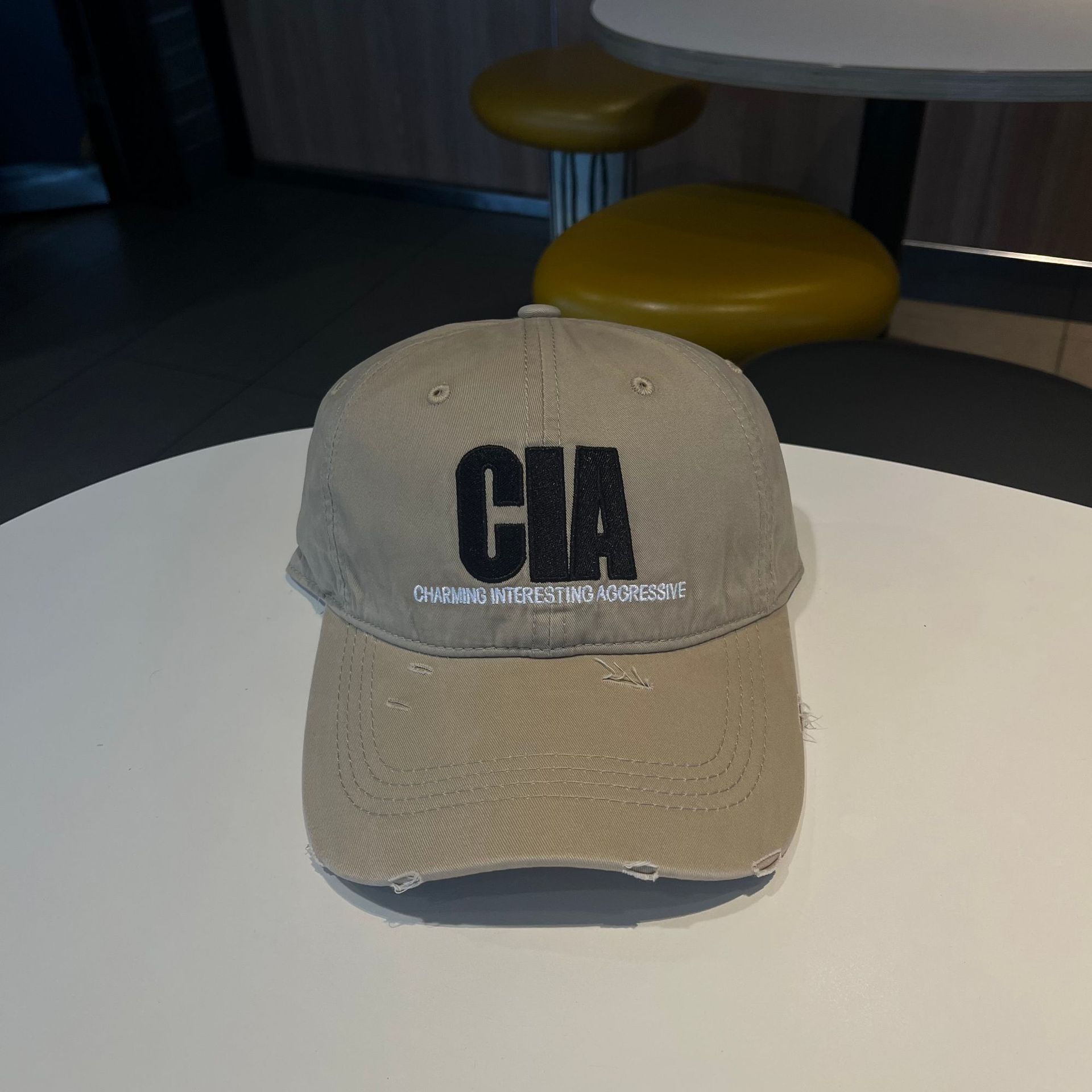 Embroidered baseball caps for men and women, ins feng shui washable caps, casual and versatile, color-blocked soft-top sunshade baseball caps, letters pic 9