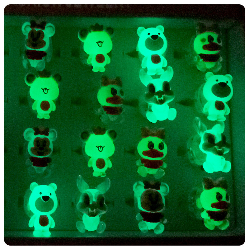 新款儿童卡通发光玩具手指荧光戒指生日派对夜光小礼品跨境批发详情11