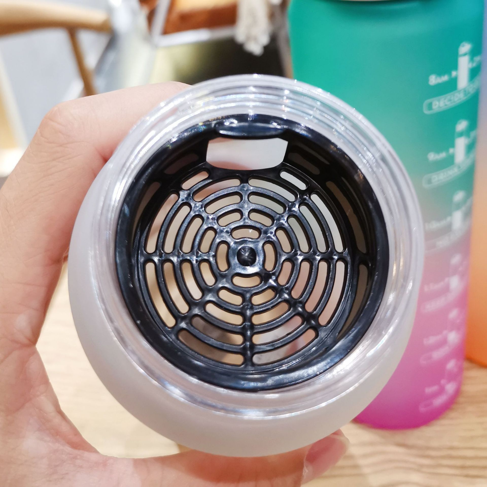 Cross-border high-appearance-level large-capacity frosted portable straw cup, summer inS-style anti-drop gradient plastic water cup pic 12