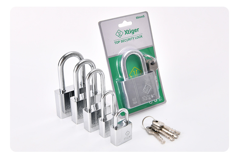 The universal padlock is a universal lock that can be opened with one key. It is a single-core power box lock that can be opened with multiple small steel lock heads pic 9