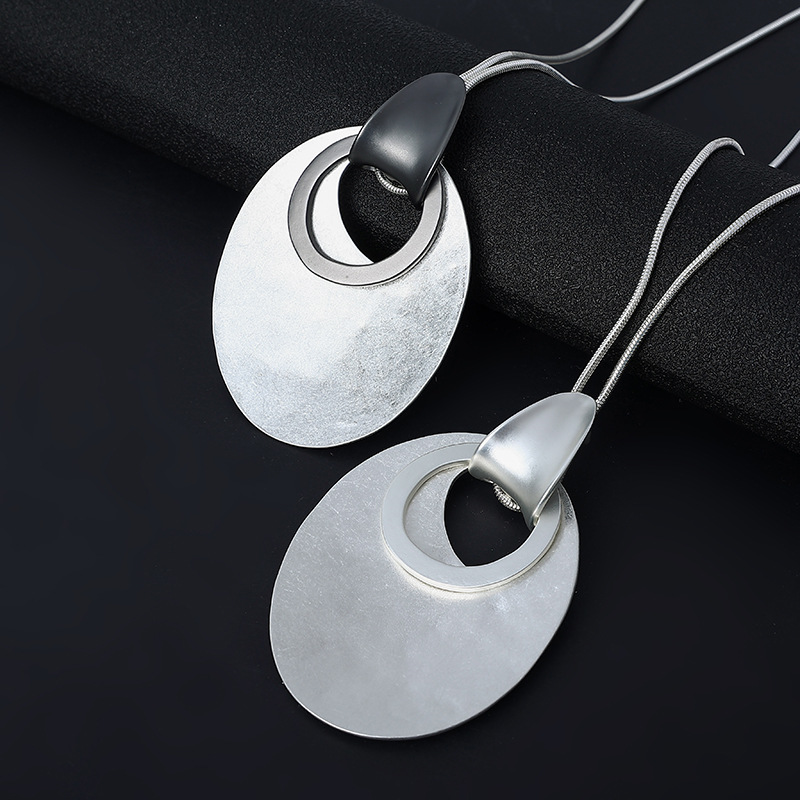 亚马逊爆款跨境外贸欧美复古简约吊坠高级感ins风项链长款毛衣链详情11