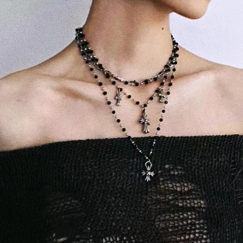 Retro cross-flower pendant black bead necklace, multi-layer layered punk, ins style, high-end collarbone chain, hot girl necklace pic 5