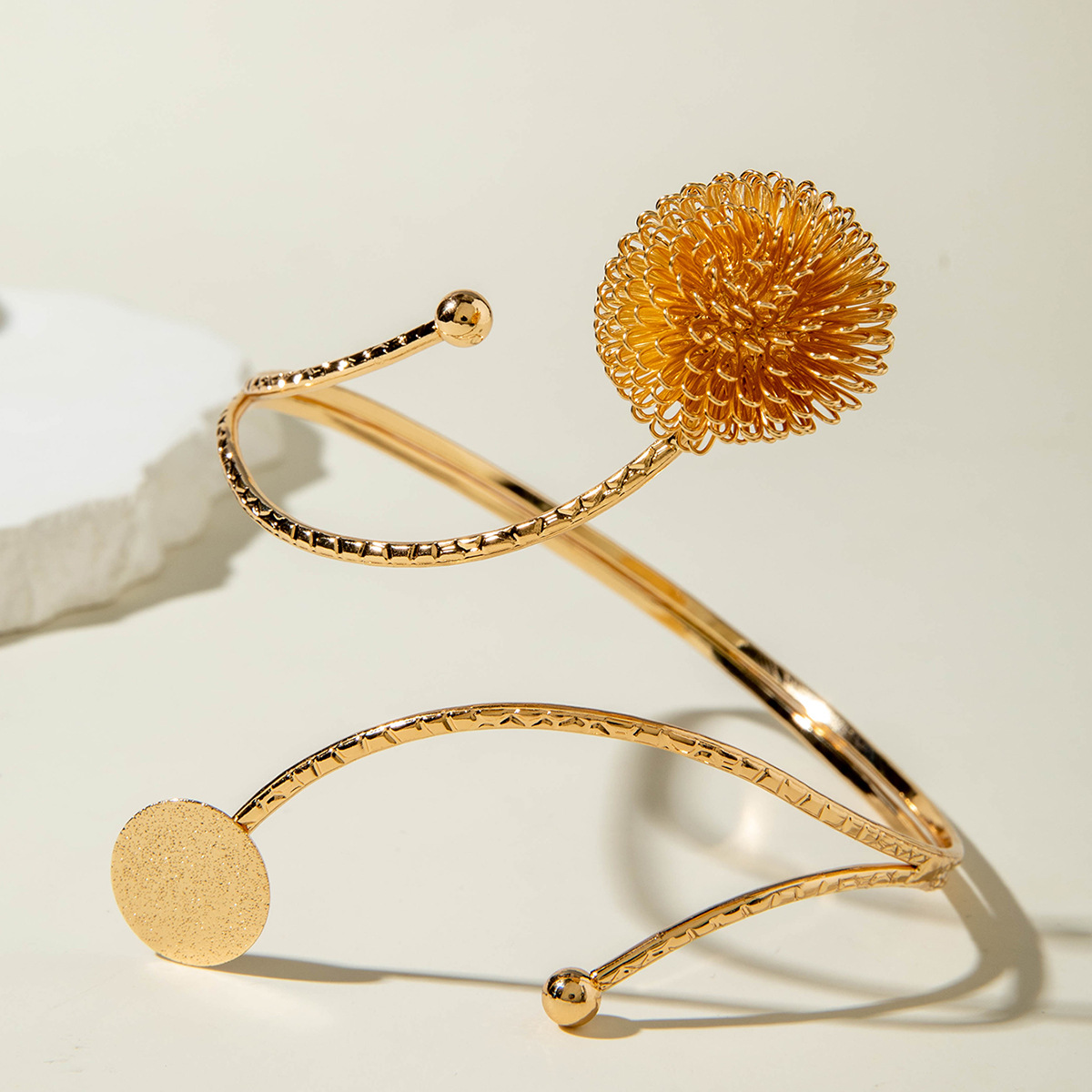 亚马逊跨境个性冷淡风海星手臂镯线条计感蝴蝶环形开口臂镯女详情48