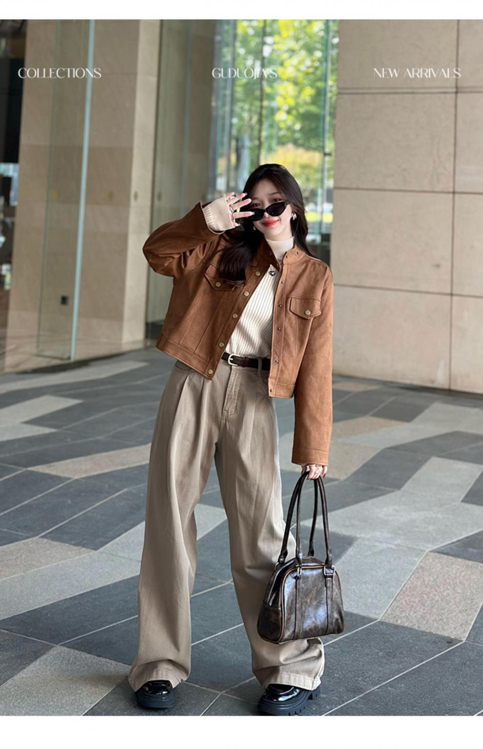 For women in winter, add a thick one-piece fleece jacket. For autumn and winter, pair it with a semi-high neck knitted base layer and a white warm top pic 29