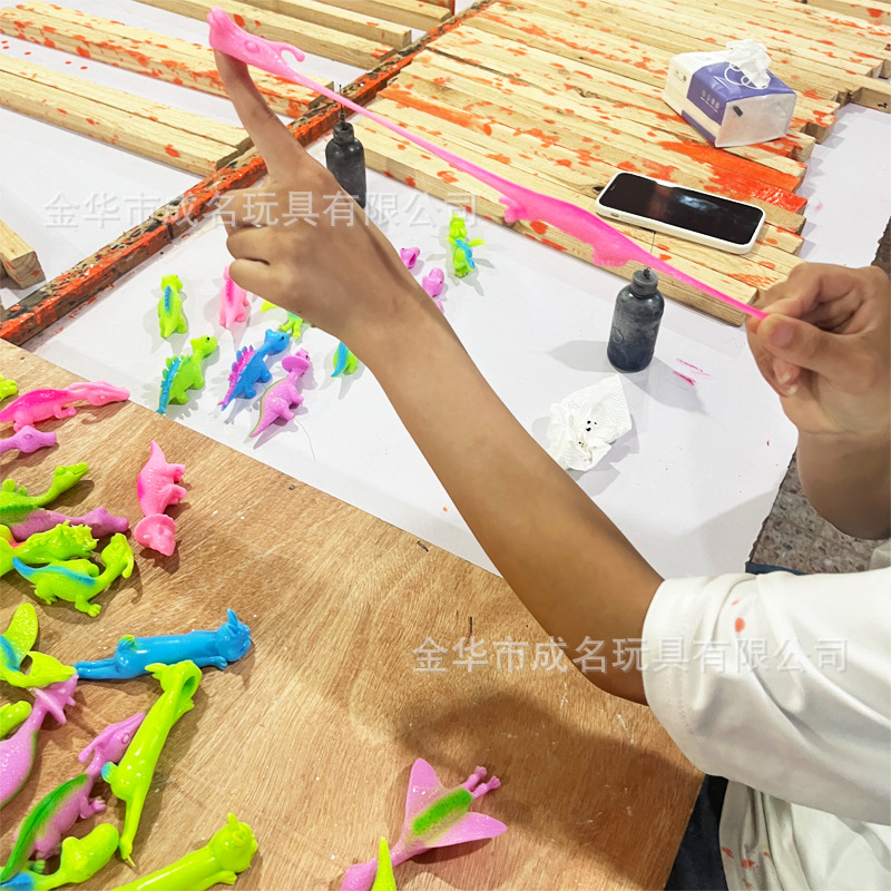 Finger darts, dinosaur finger throwing toys, fingertip fun and educational pinching fun, stress-relieving toys Pinching fun pic 8