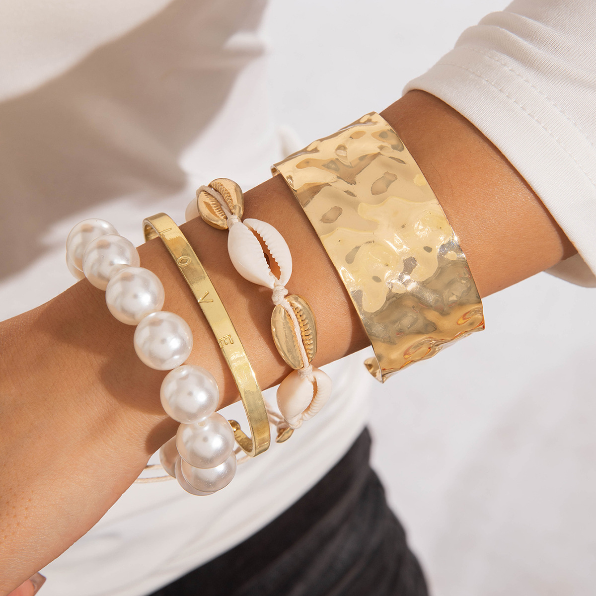 欧美跨境新款多层线条缠绕几何开口手镯套装朋克风波浪形串珠手链详情42