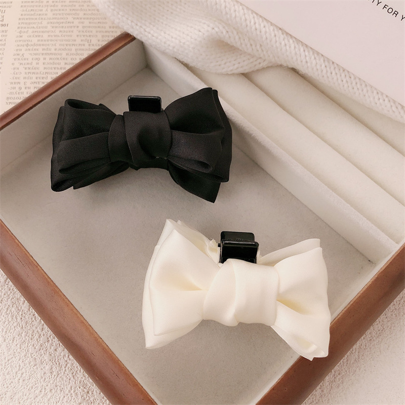 Black satin bow princess hair clip, small female side forehead bangs hair clip, a sweet and popular headwear pic 5