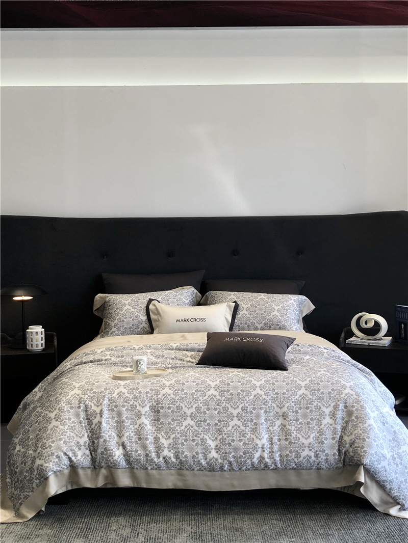 Cool ultra-fine denier Tencel summer light and cool condensation filament four-piece set, elegant printed sweat-absorbing nude bedding pic 44
