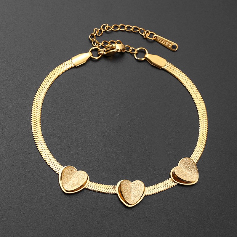 Titanium steel French light luxury fashion, versatile stainless steel heart to blade, niche high-end design sense accessories pic 5