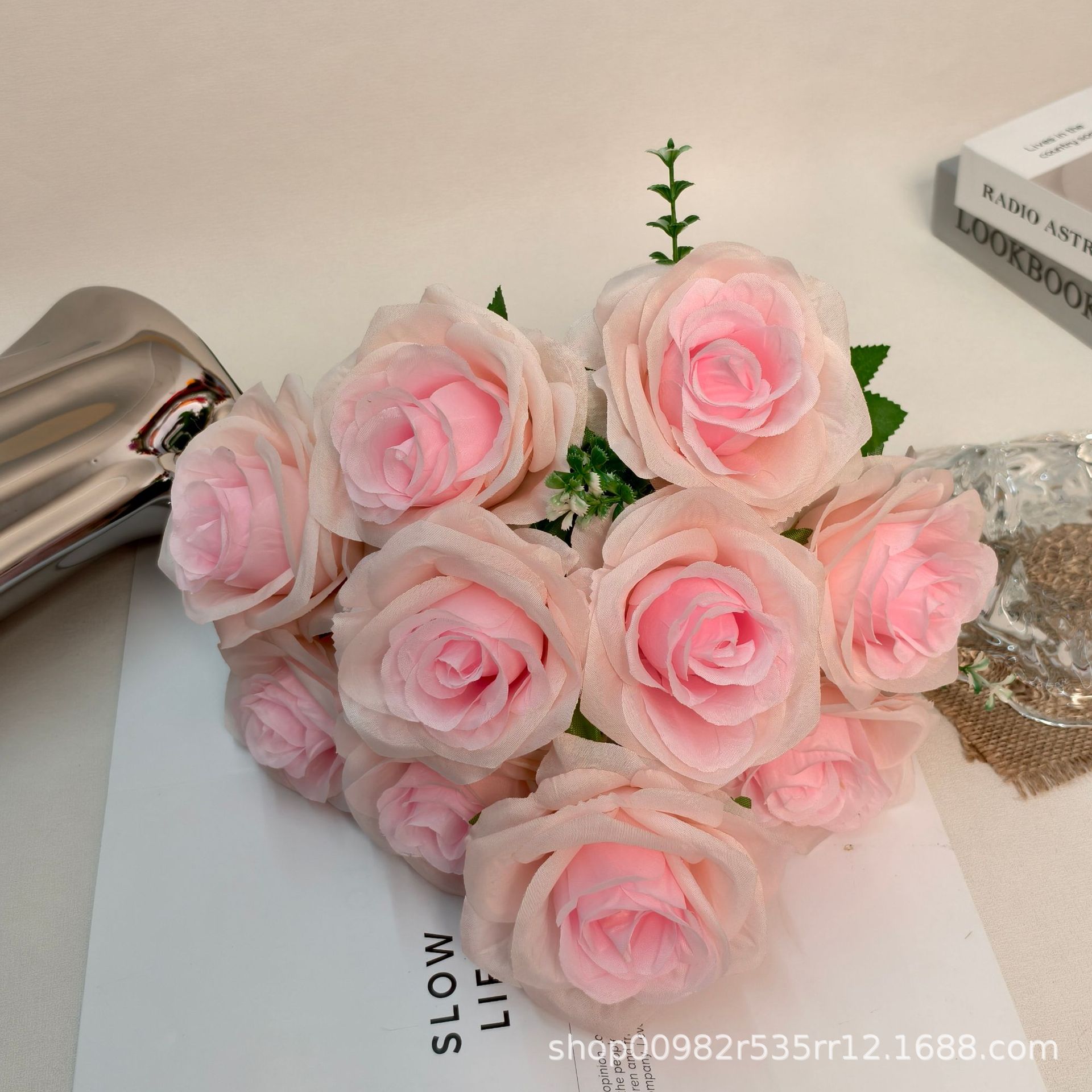 厂家批发10头玫瑰仿真花婚庆婚礼堂装饰玫瑰花假花外贸跨境西洋玫详情9