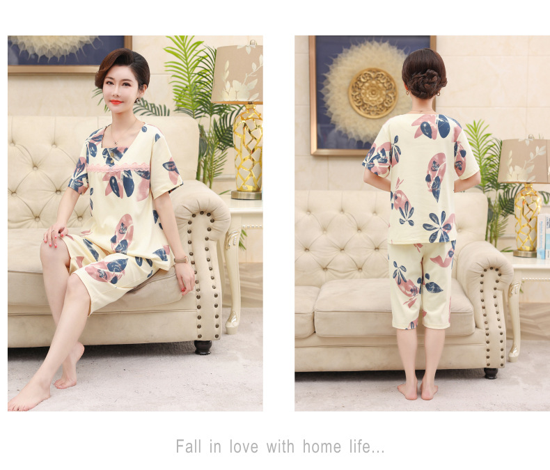 Middle-aged and elderly women wear summer short-sleeved, thin cotton clothes. Middle-aged women wear summer round-neck home clothes. Grandmothers and the elderly pic 74