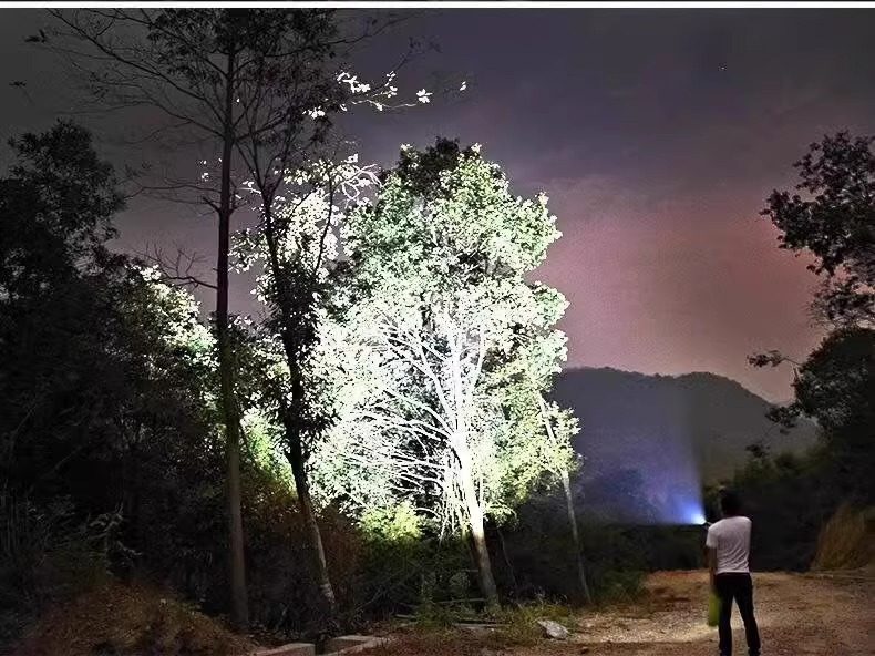 手电筒强光可充电USB户外超亮远射家用应急灯特种兵防水迷你学生详情17