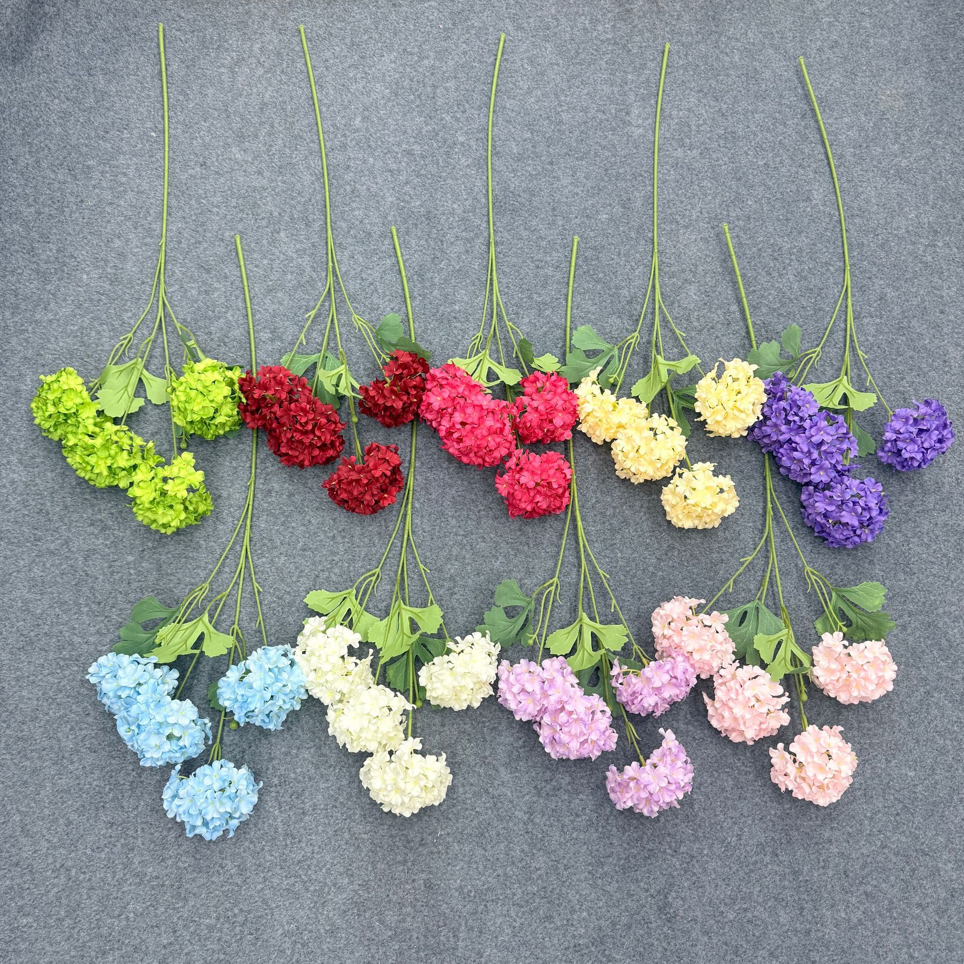 梦幻4头绣球仿真花婚庆婚礼堂布景插花家居假花批发多头仿真绣球详情3