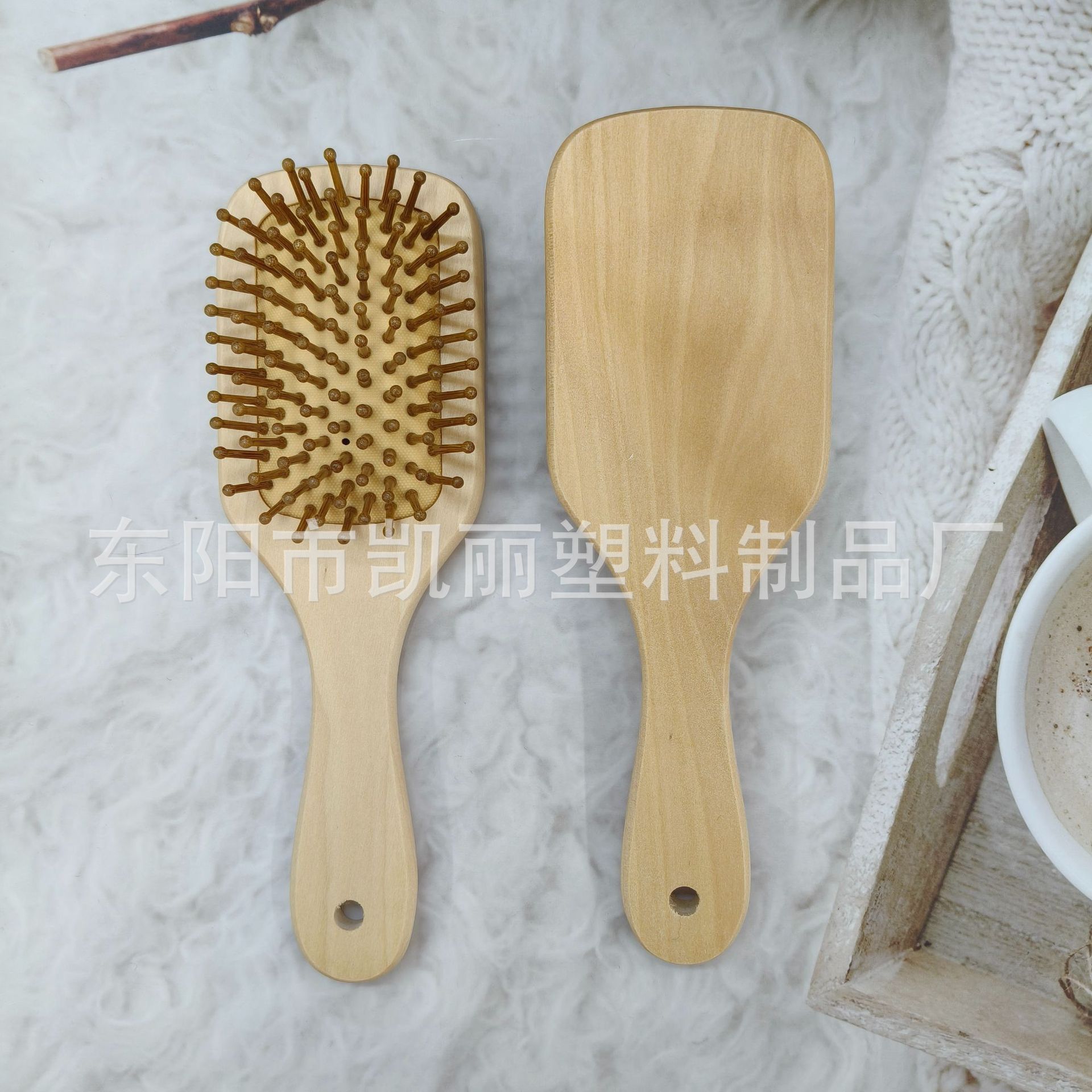 批发高质量头皮按摩气垫梳美发木梳气囊梳防静电长发护理木头梳子详情13