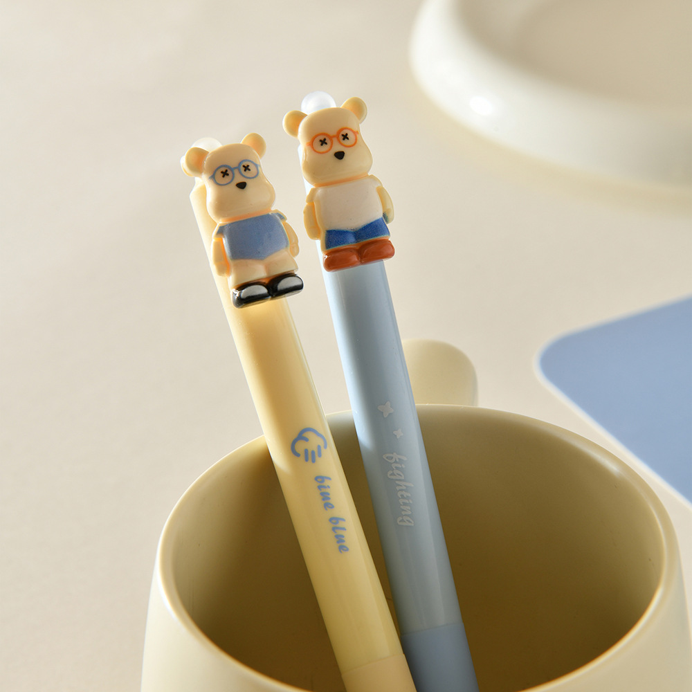 Chenxi Glasses Bear is so good. It can be erased by pressing. The gel pen has a soft grip and a crystal blue pen core. It has a high appearance level. The practice pen is ST smooth pic 19