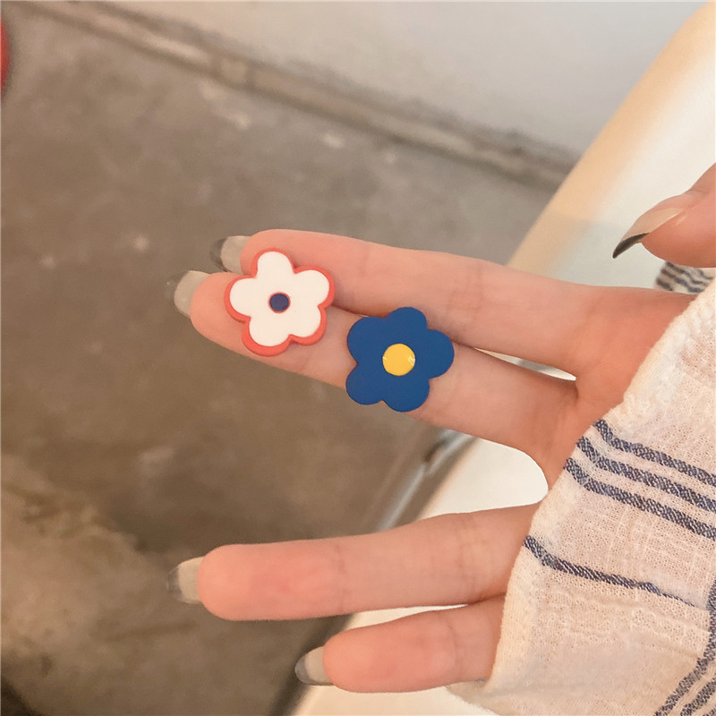 S925 Summer Hyuna style soft girl Fresh lacquered oil Drop petal earrings and stud earrings Trendy ins Niche Versatile earrings pic 4