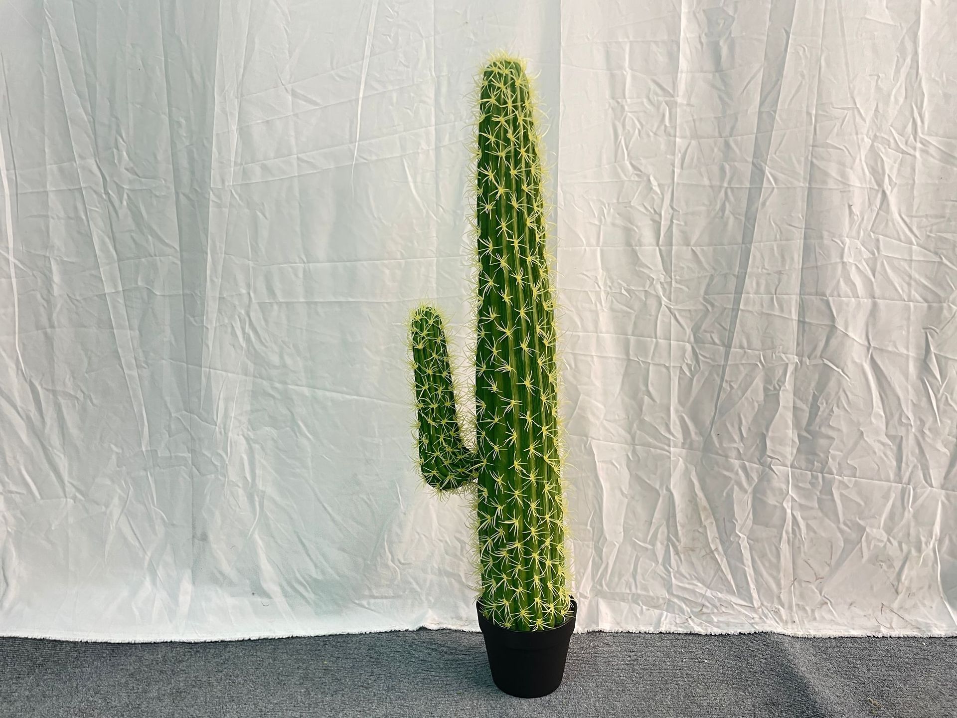 Fuente de suministro transfronterizo de fábrica de alta simulación cactus failing man columna resistente a la caída libre de mantenimiento decoración interior y exterior pic 3