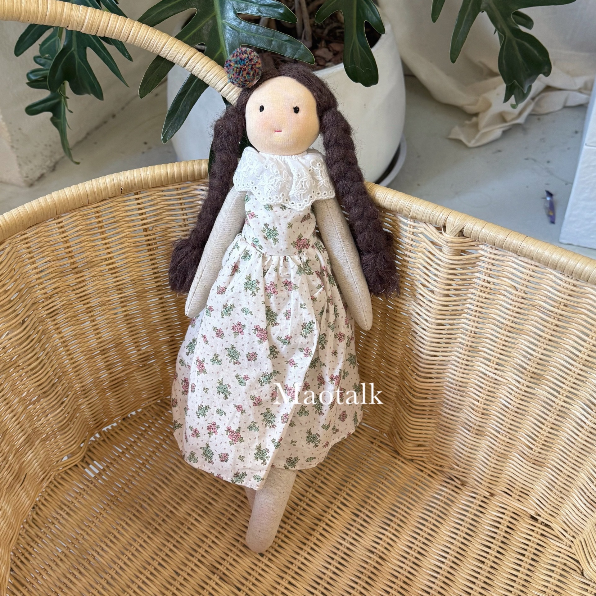 韩系手工布艺碎花裙娃娃玩偶可爱麻花辫女孩大号公仔陪伴玩偶装饰详情7