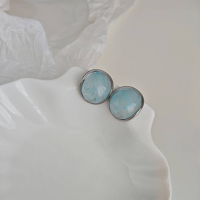 Niche ins minimalist colored drip glaze dopamine earrings, gentle and creamy C-shaped blue large circle ear rings for round faces pic 62