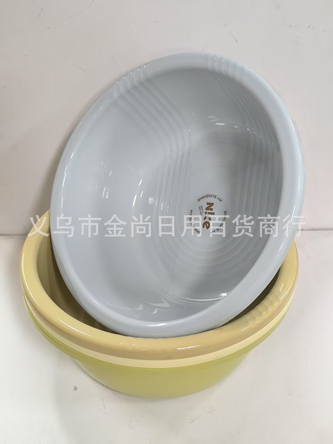Solid color household washbasin, thickened kitchen sink, sized foot and laundry basin, plastic washbasin for children and students pic 1