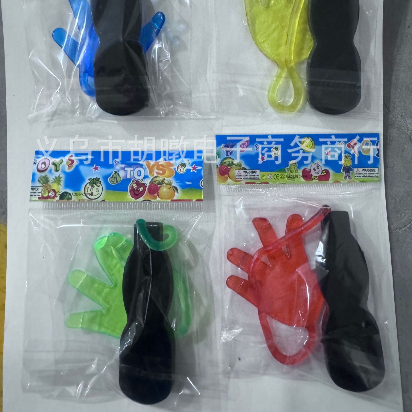 经典玩具TPR粘大手掌带手柄粘性玩具儿甩手粘墙减压发泄解压玩具详情2