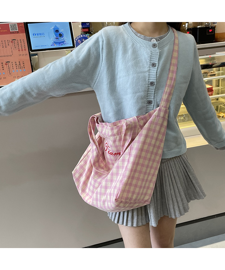 ins风字母格纹大容量托特包女2025新款度假风单肩斜挎包购物包详情12