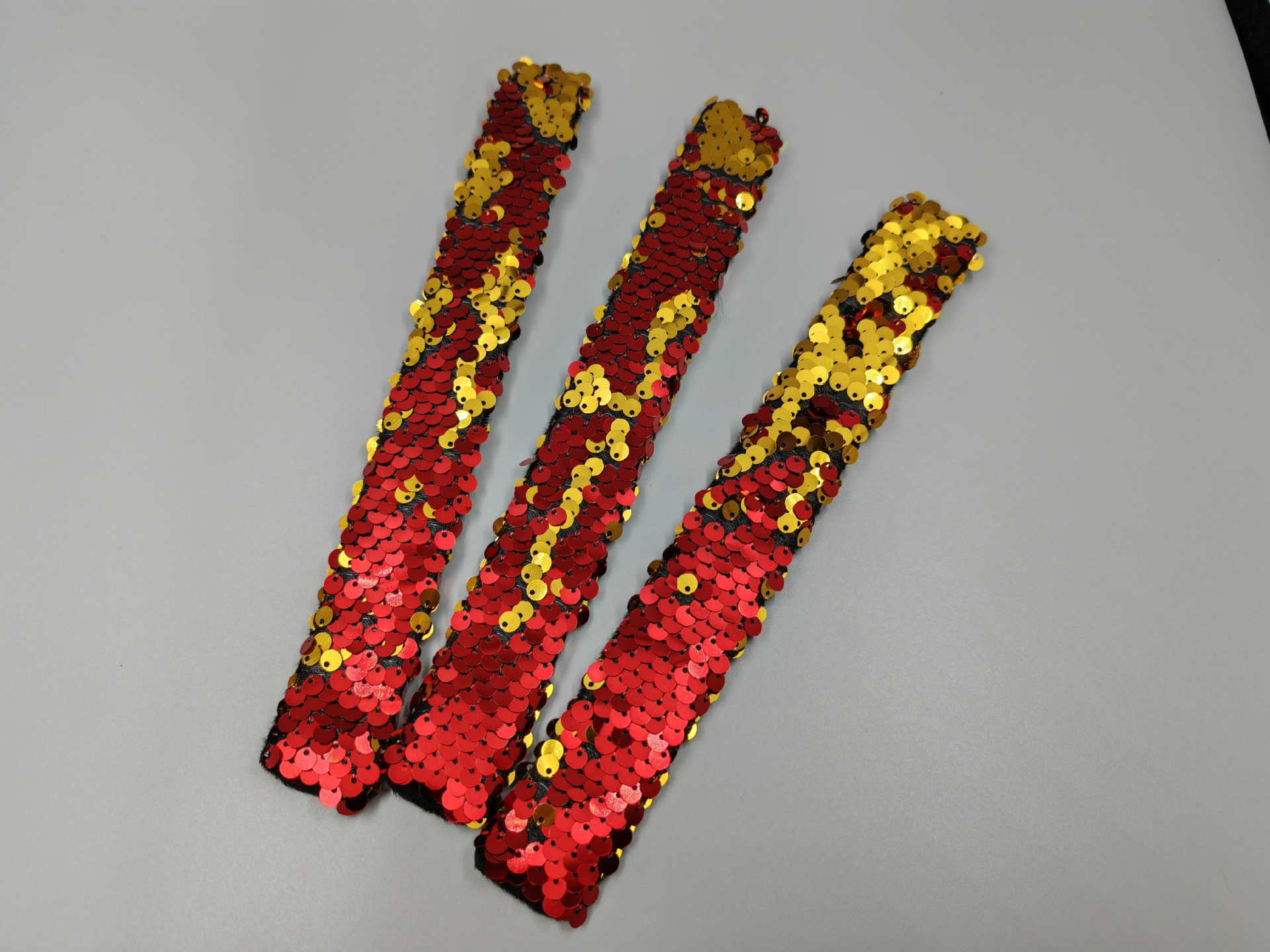 亚马逊卡通双色亮片美人鱼啪啪圈手环饰品手腕带儿童批发节日礼物详情10