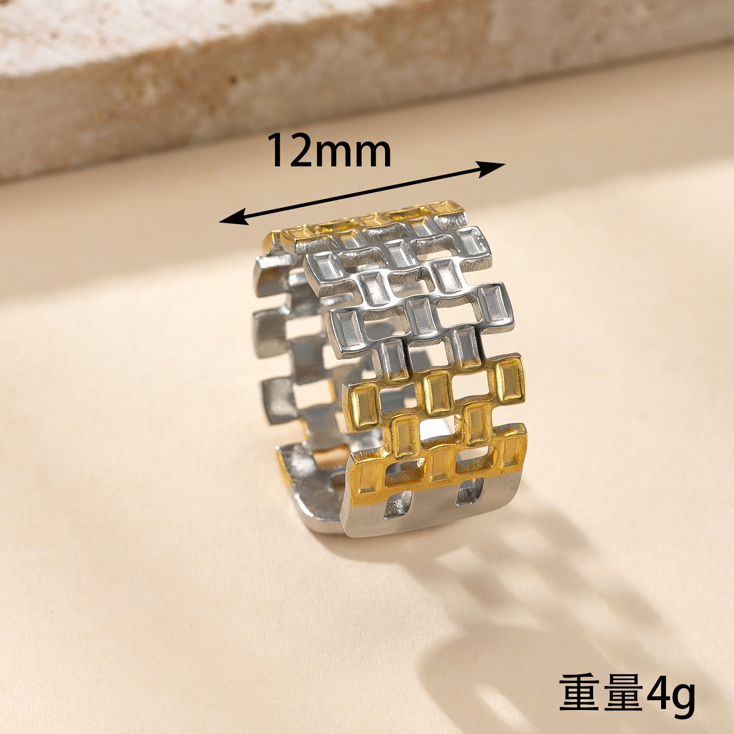 跨境新款钛钢饰品 高级感镀18k金开口戒指油压拼色树叶不锈钢戒指详情6