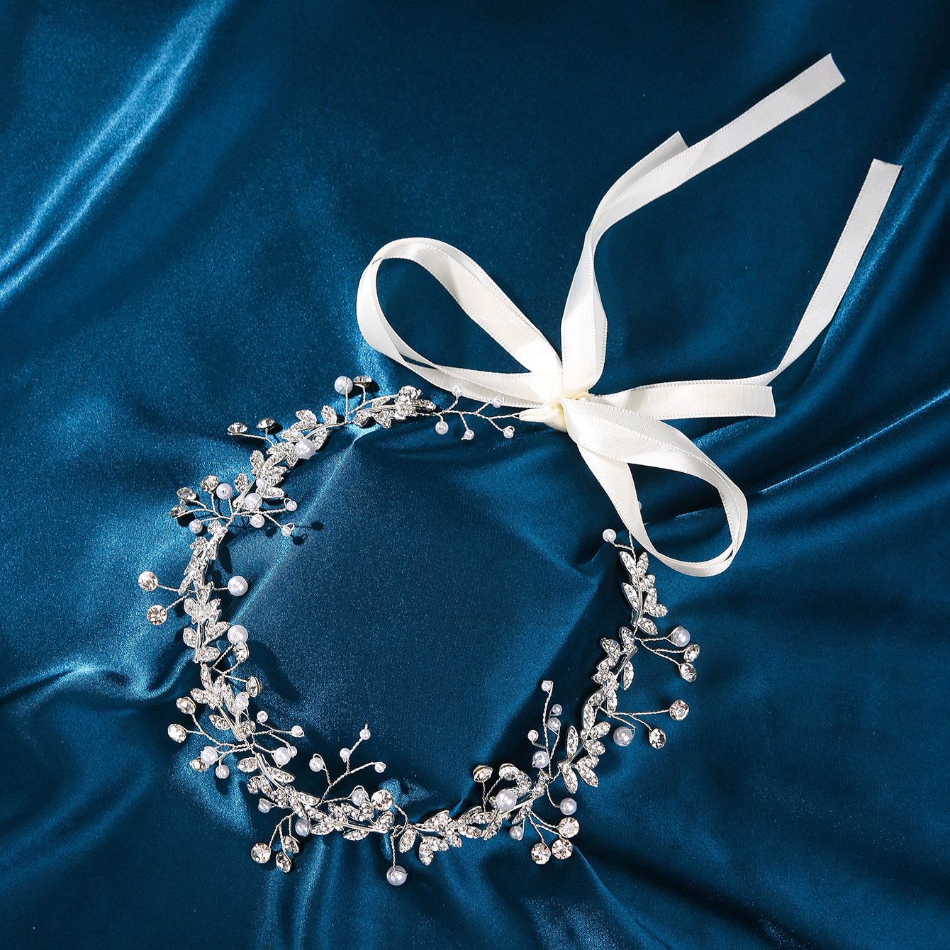 Korean-style white handcrafted crystal headwear, bridesmaids, brides, wedding dresses, garlands, hair accessories, Korean-style pearl headwear and hair bands pic 14