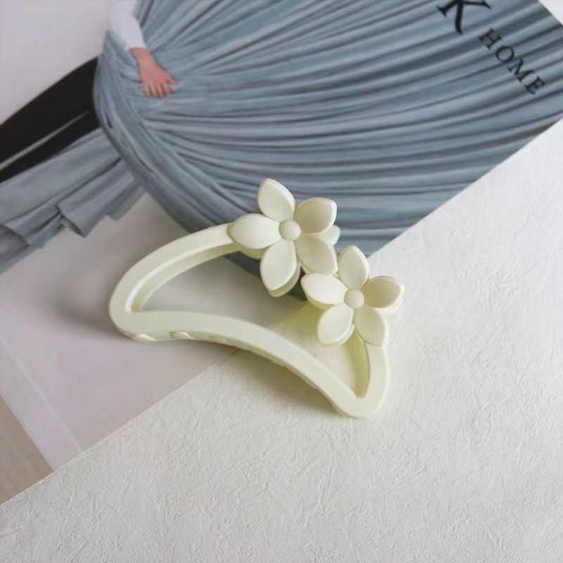 【1-5区】189号/梅花三角抓夹/12/包法式抓夹高级感夹子头饰发夹2022年新款大鲨鱼夹ins风发抓后脑勺详情7