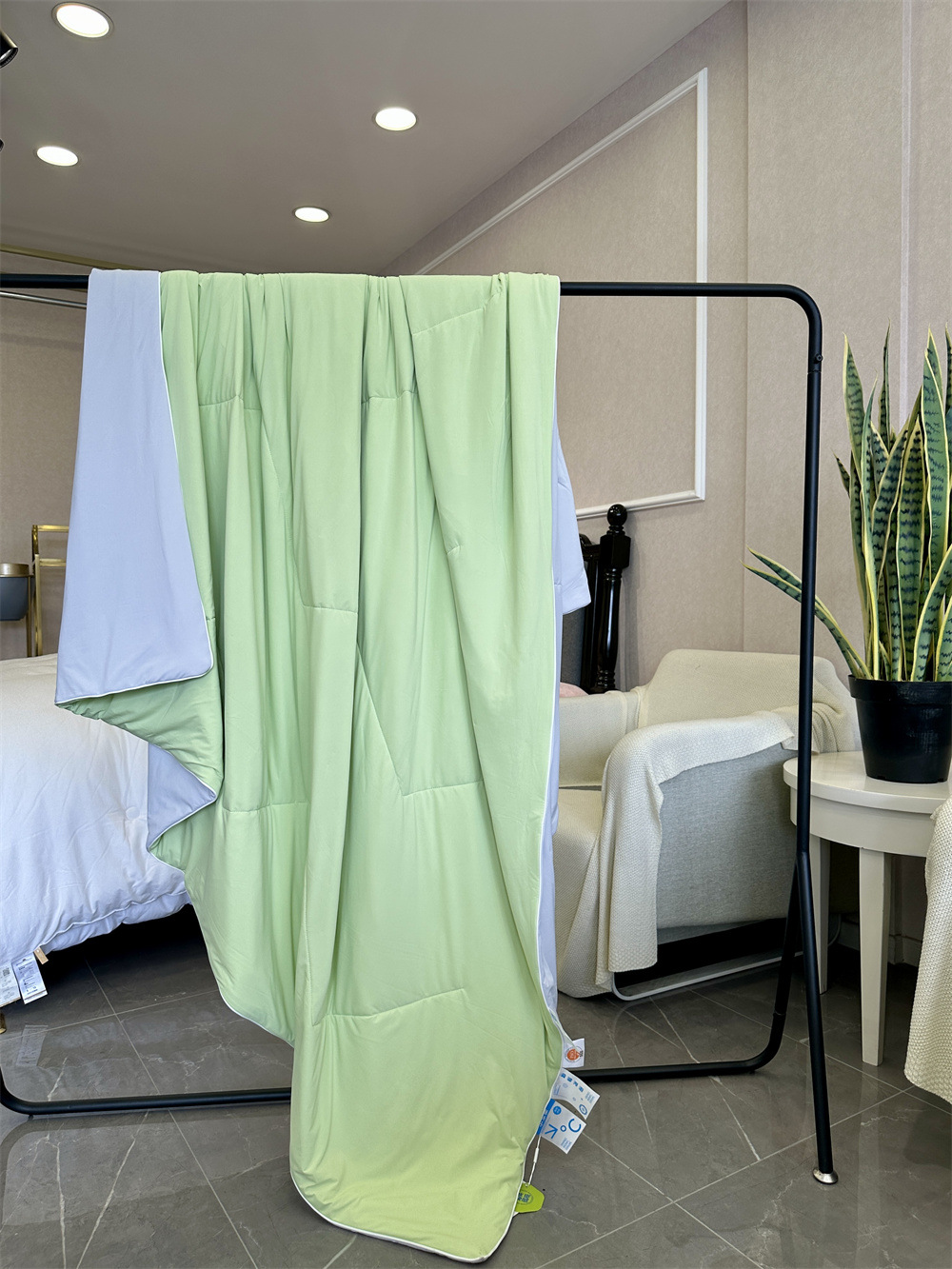 Little Ice Silkworm Cool Sensation Ice Silk Soybean Summer Cool Quilt, summer brocade ammonia naked sleep Cold Quilt, Summer Quilt, machine washable air-conditioned quilt pic 22