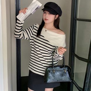 2024秋款大码女装连帽套头衫女休闲上衣 胖mm百搭宽松针织衫22682 大码针织衫时尚舒适轻松搭配详情5