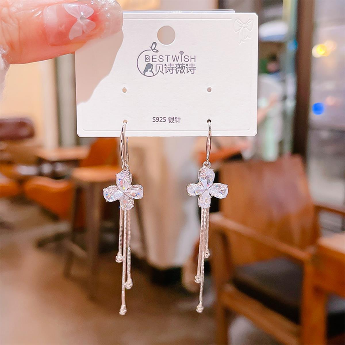 【流苏】精致超仙气质显脸瘦长款锆石耳环 银针韩版高级感耳钉饰详情14