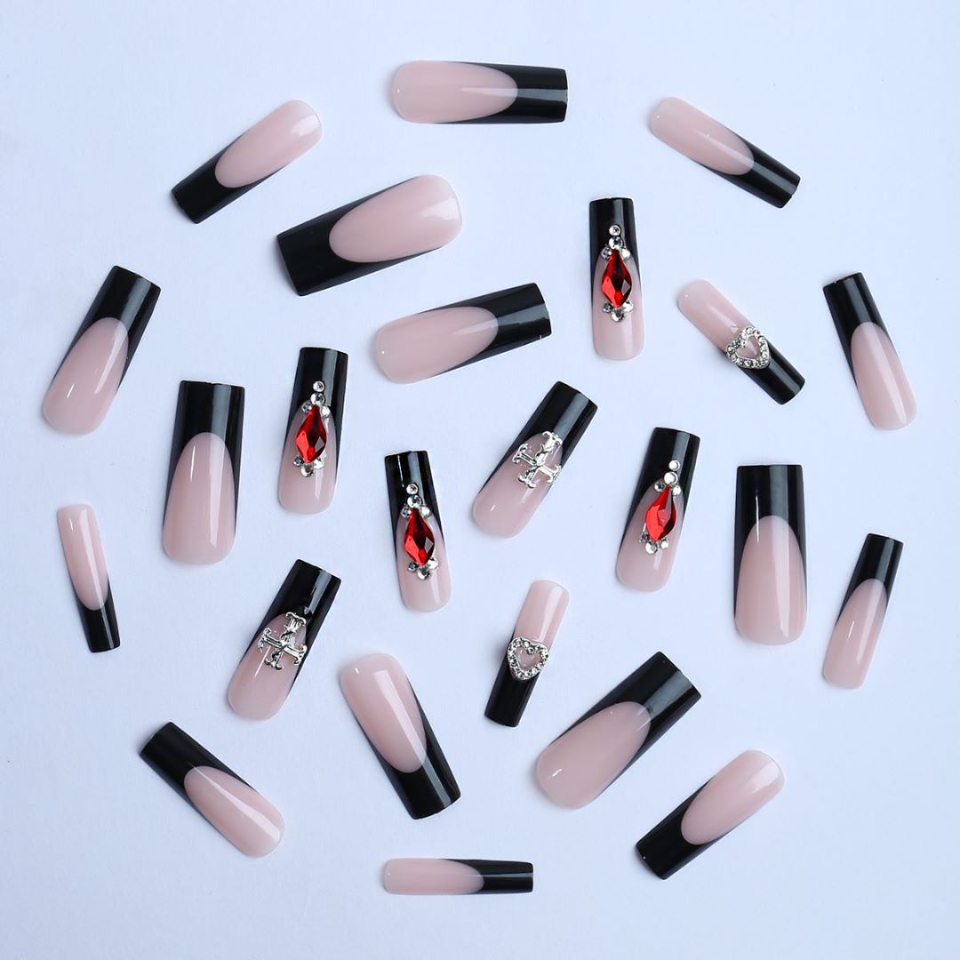 黑色高级感长款法式爱心十字架3D美甲甲片成品假指甲Nails 时尚彩妆美容护肤用品详情9